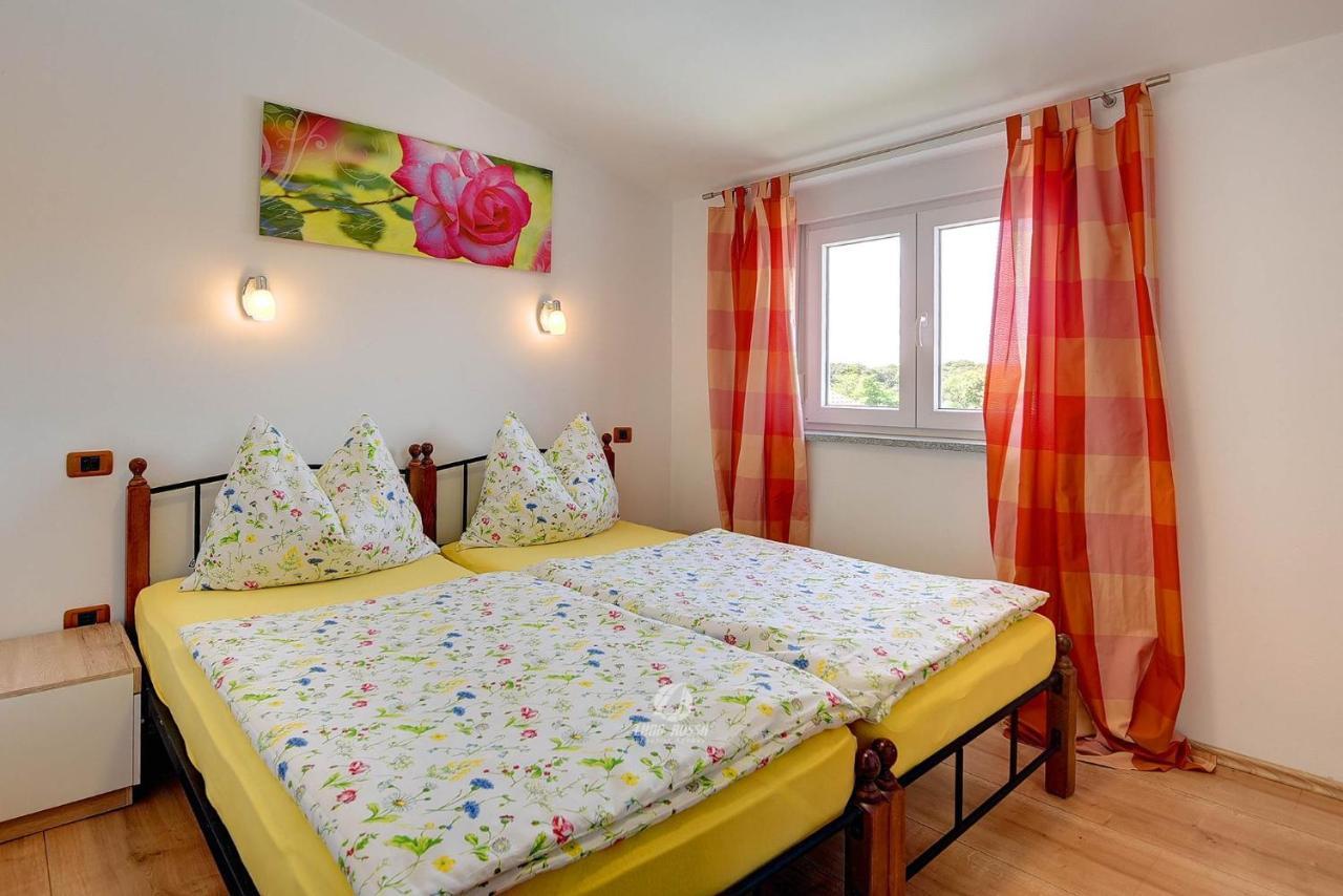 Villa Brcina Пула Екстериор снимка
