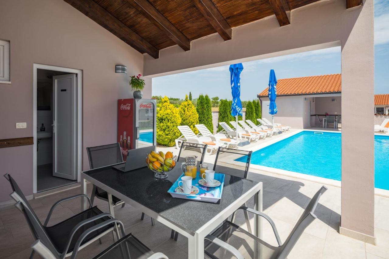 Villa Brcina Пула Екстериор снимка