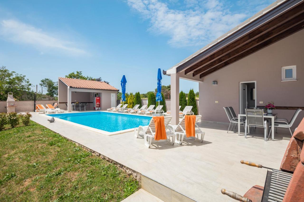 Villa Brcina Пула Екстериор снимка